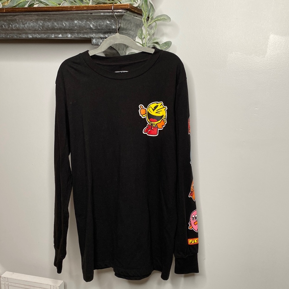 Pac Man Long Sleeve Tee | size Small